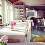 Tonsberg Vandrerhjem Albergue