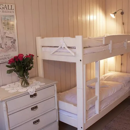 Vandrerhjem * Tønsberg