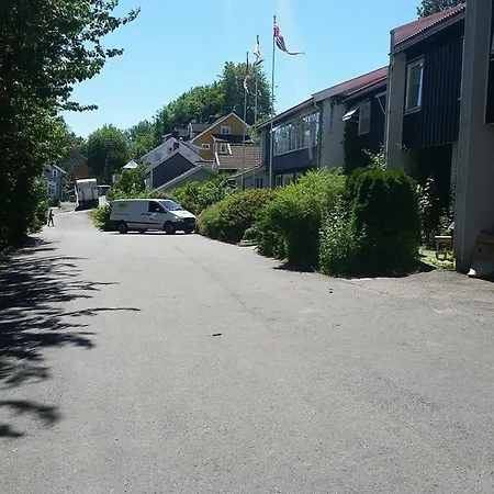 Vandrerhjem Hostel *