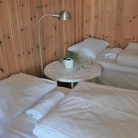 Vandrerhjem Hostel *