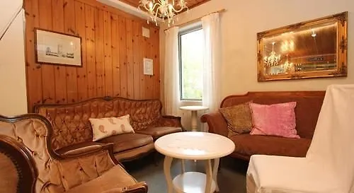 Tonsberg Vandrerhjem אכסניה