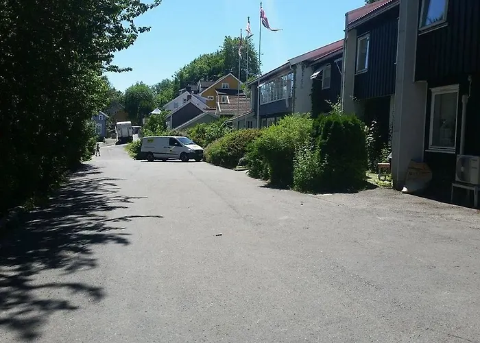 Tonsberg Vandrerhjem אכסניה *